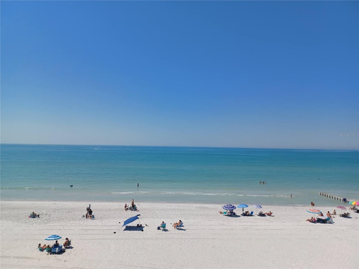 14048 GULF BOULEVARD — photo 38 of 44