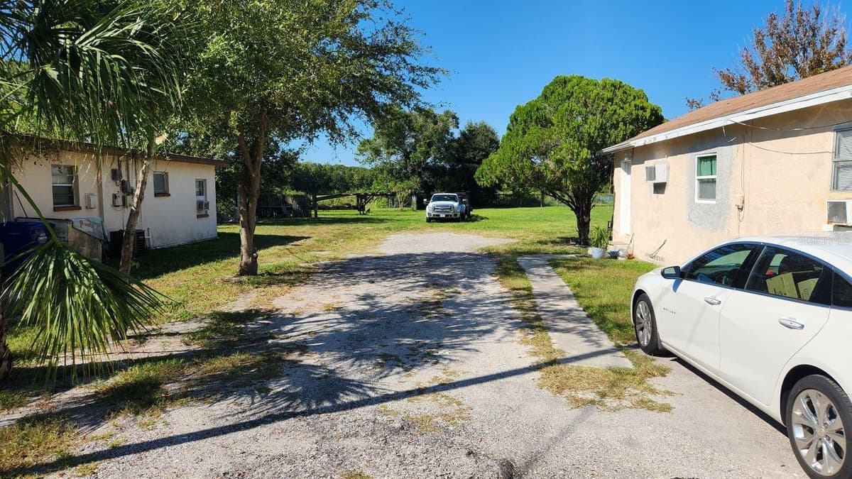 1114,1116,1118,1120&1128 WYATT  STREET — photo 9 of 27