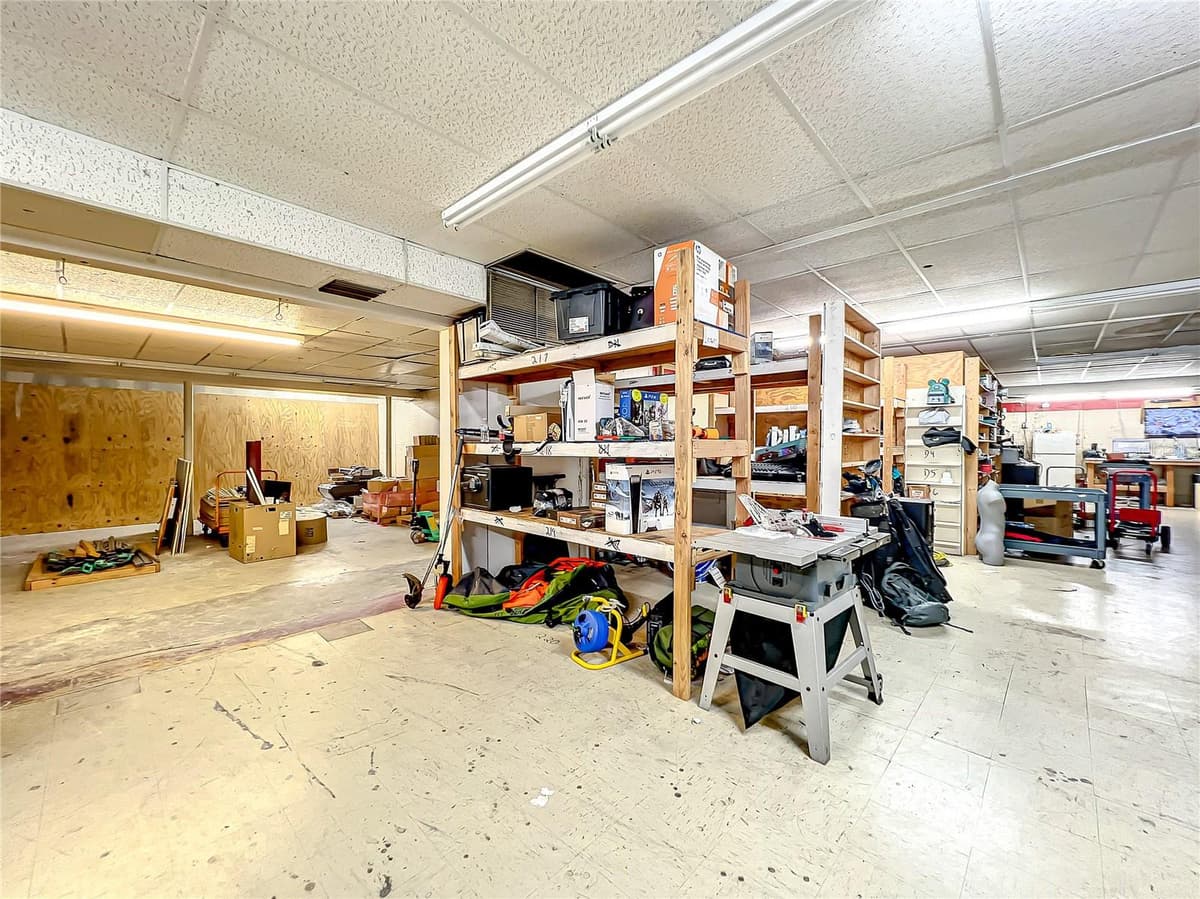 2300 WASHINGTON AVENUE — photo 41 of 54