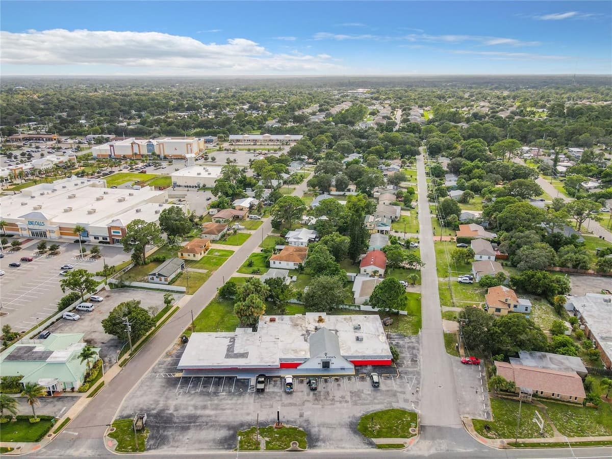 2300 WASHINGTON AVENUE — photo 3 of 54