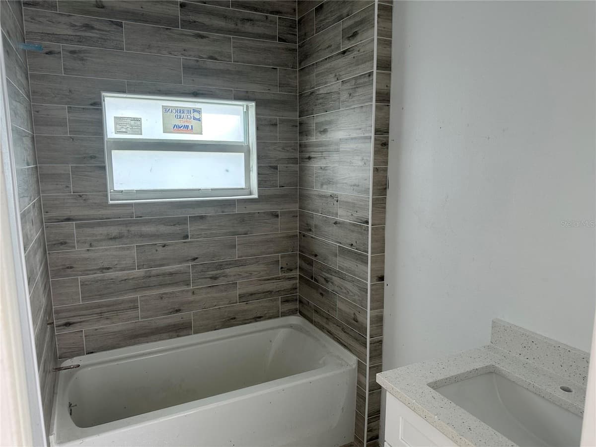 5462 GAGNON TERRACE — photo 15 of 22