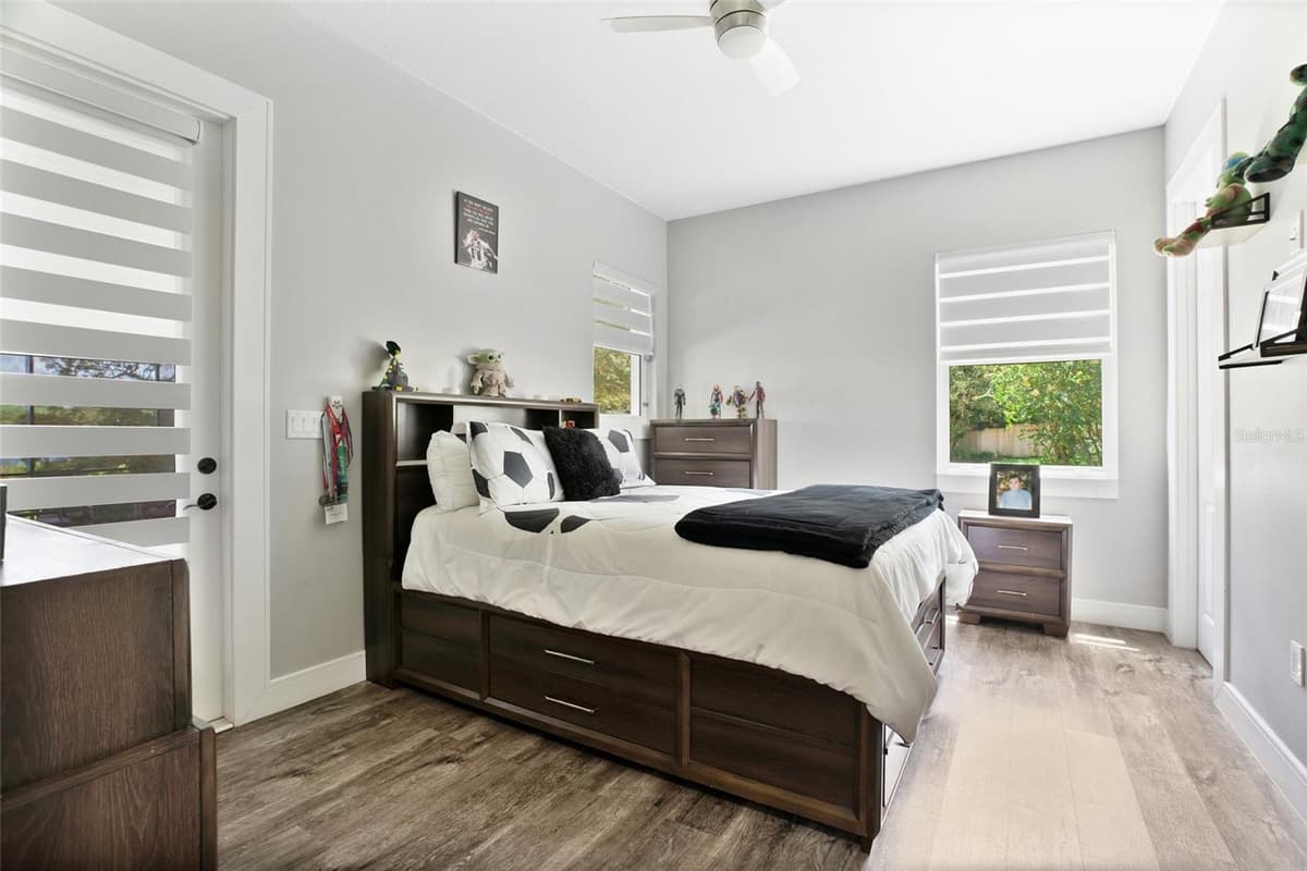 1317 SPRING LAKE TERRACE — photo 40 of 61
