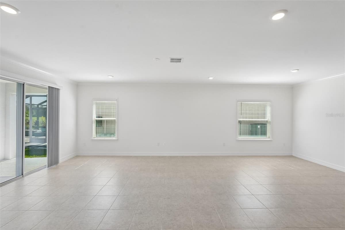 25503 CALUSA DRIVE — photo 11 of 36