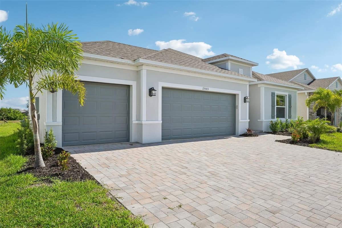 25503 CALUSA DRIVE — photo 4 of 36