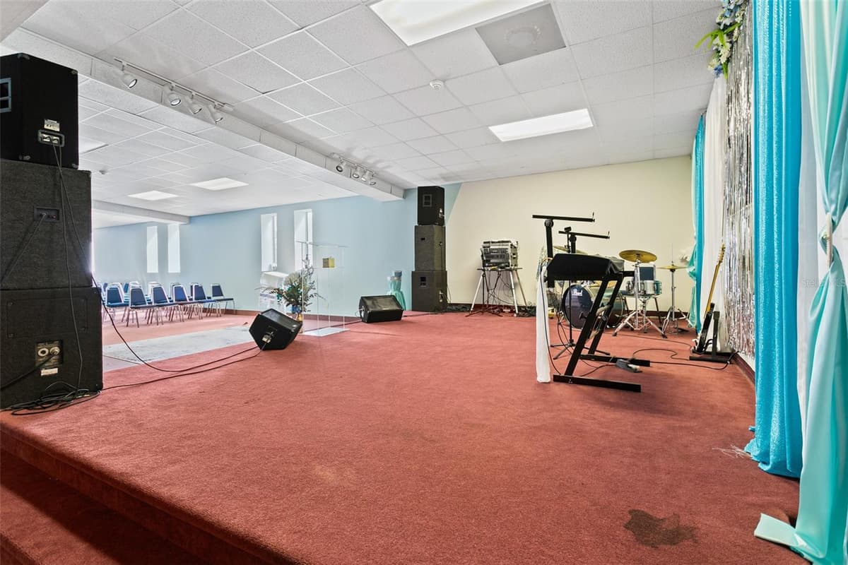 3601 MOODY BOULEVARD — photo 72 of 96
