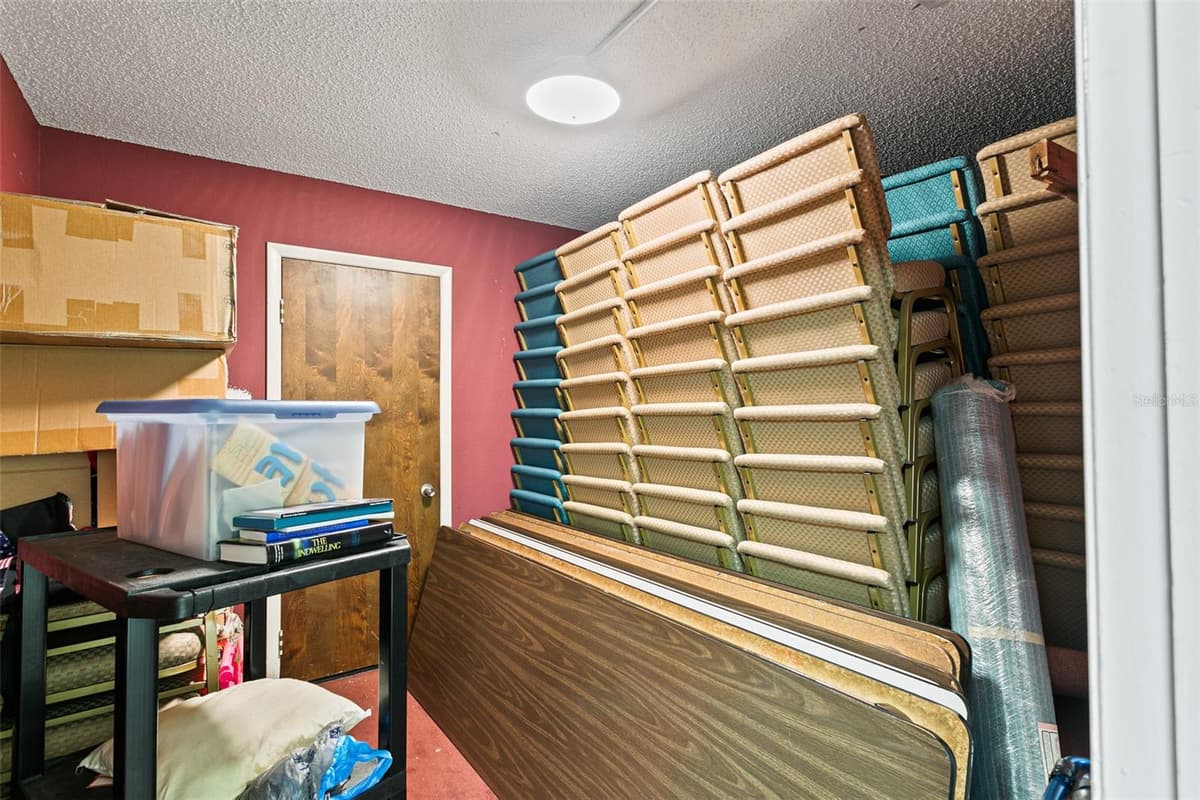 3601 MOODY BOULEVARD — photo 37 of 96