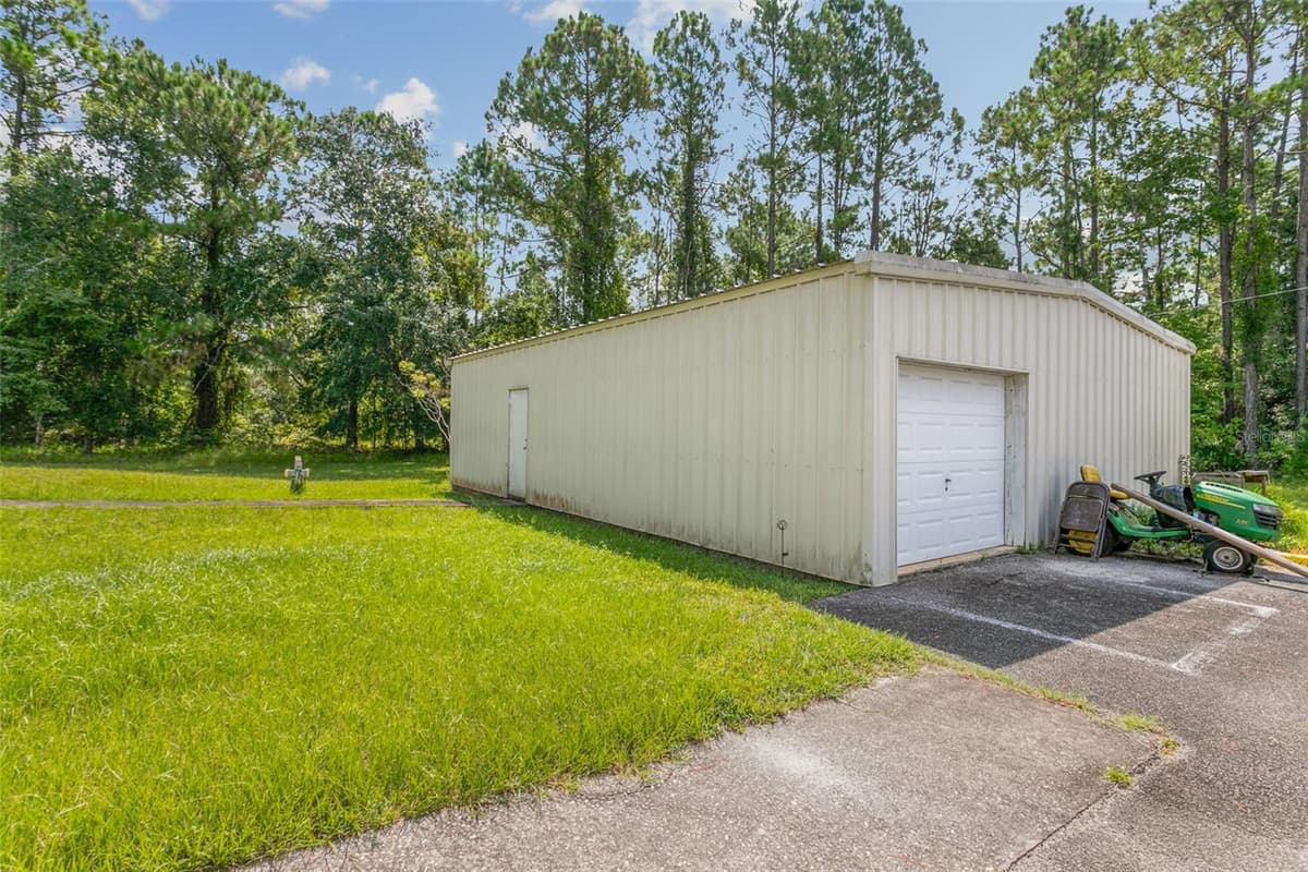 3601 MOODY BOULEVARD — photo 87 of 96