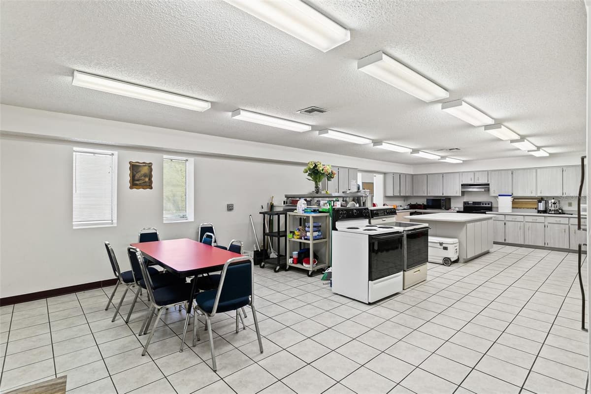 3601 MOODY BOULEVARD — photo 20 of 96