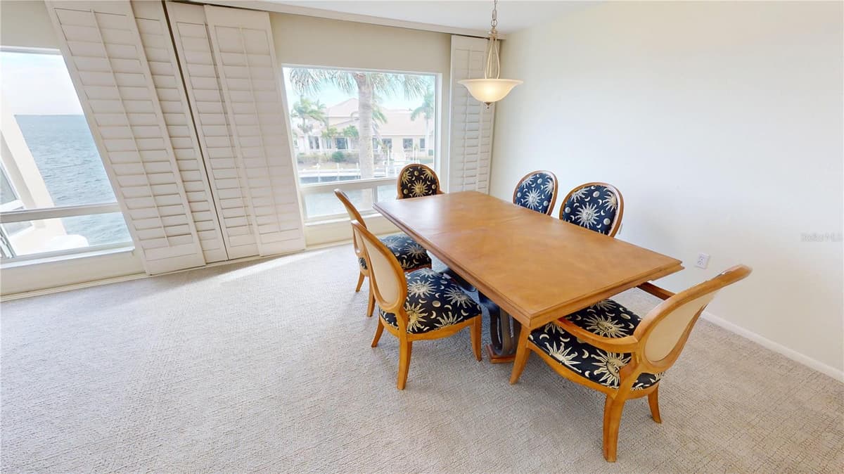 1 COLONY POINT DRIVE — photo 12 of 47