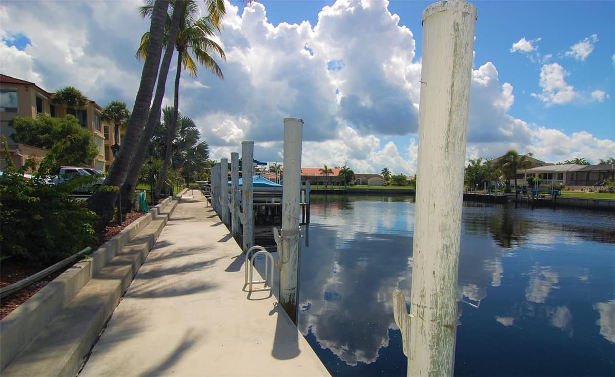 1 COLONY POINT DRIVE — photo 44 of 47