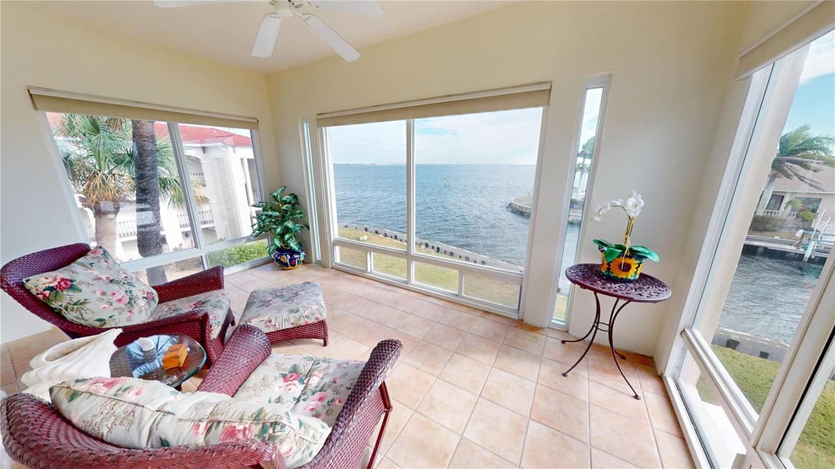 1 COLONY POINT DRIVE — photo 2 of 47