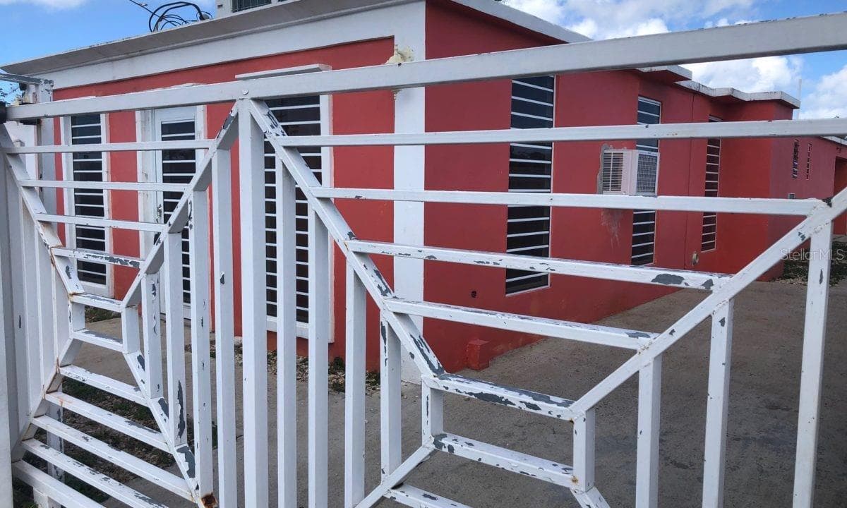 B-3 BLOCK — photo 2 of 15