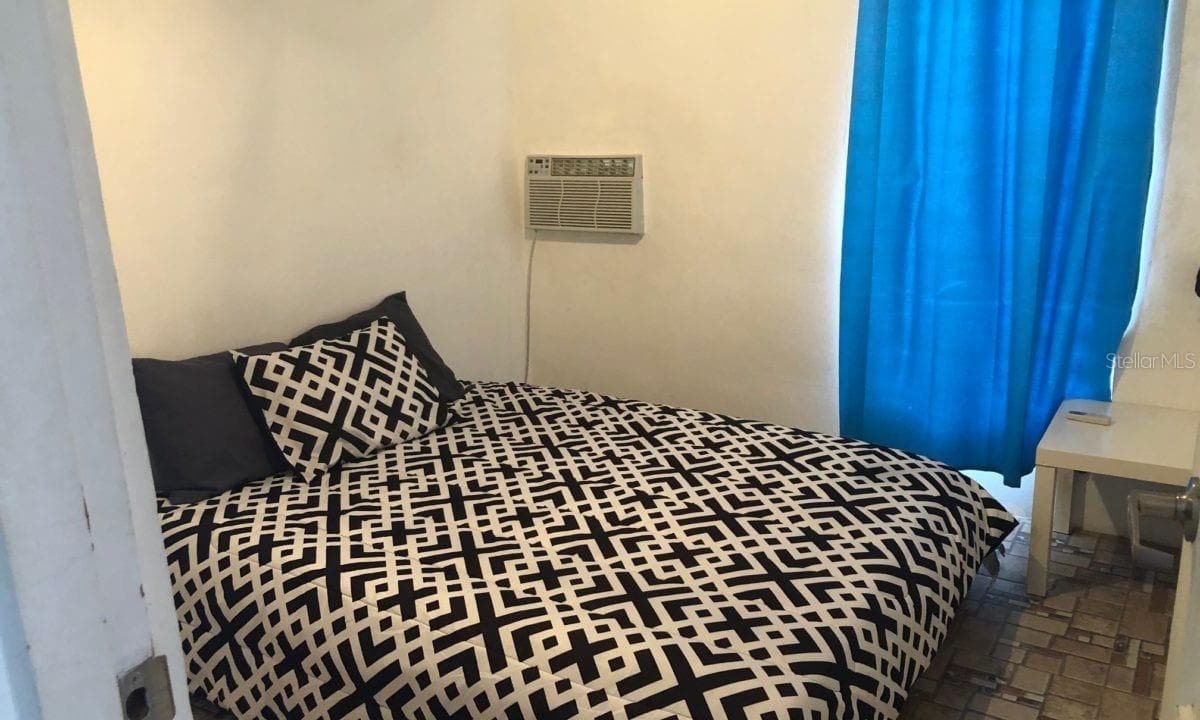 B-3 BLOCK — photo 13 of 15