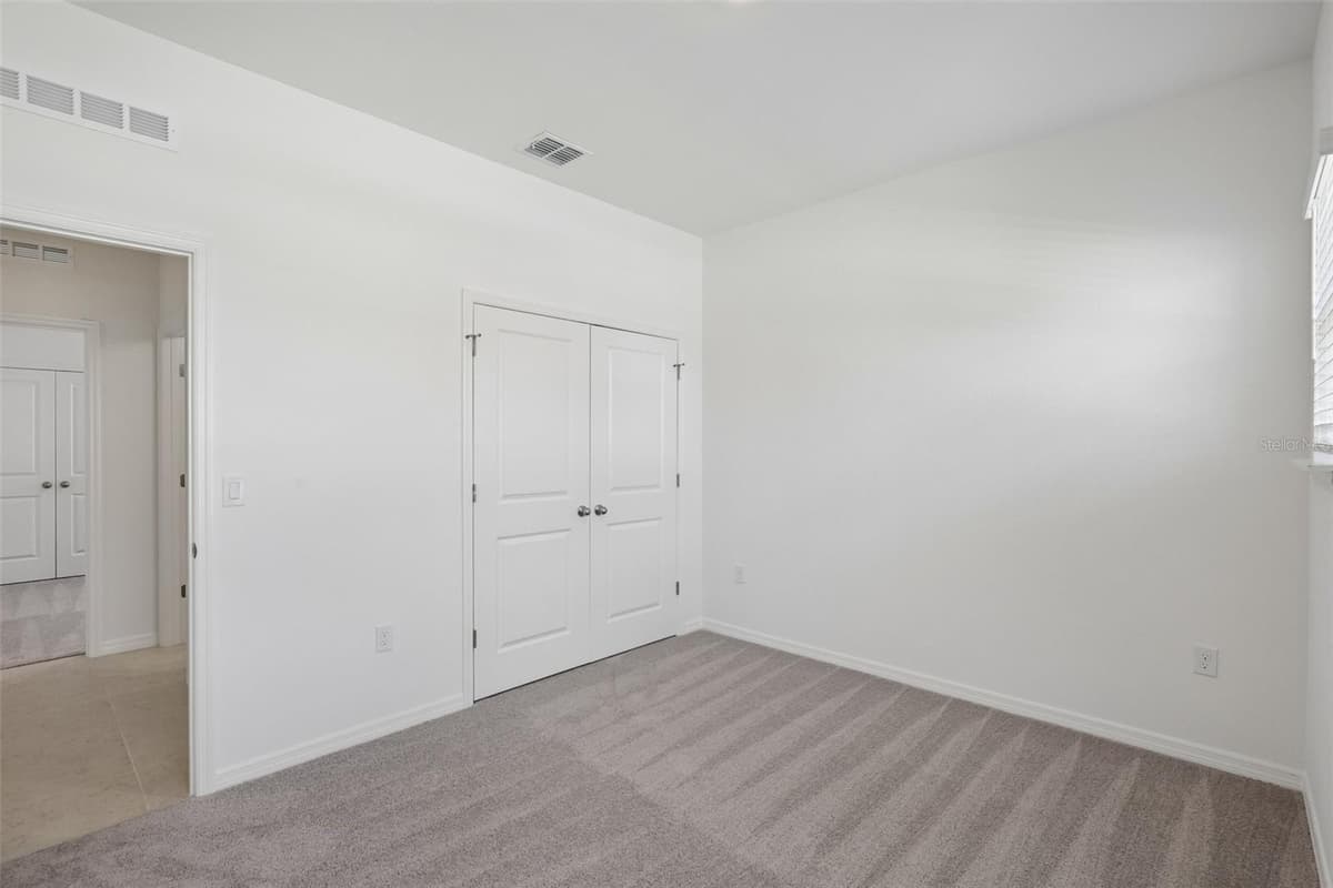 25129 CALUSA DRIVE — photo 32 of 40