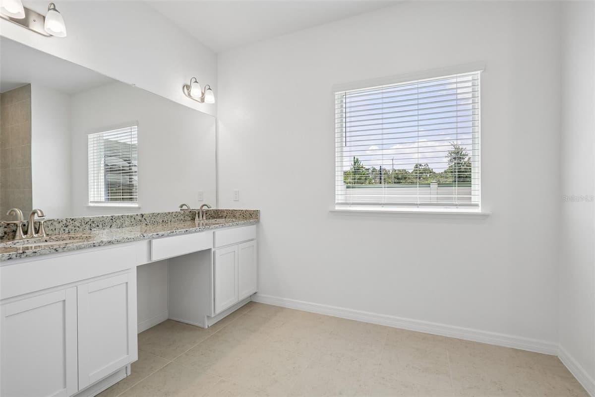 25129 CALUSA DRIVE — photo 24 of 40