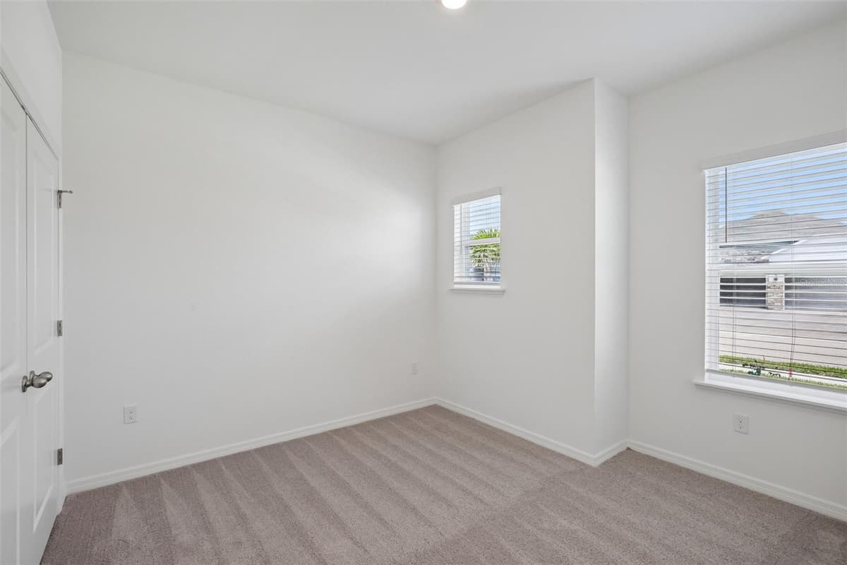 25129 CALUSA DRIVE — photo 31 of 40