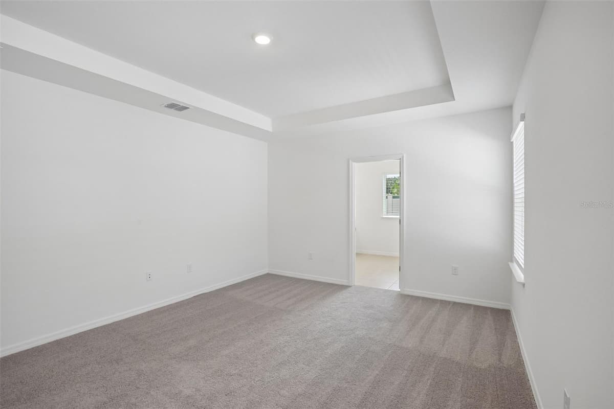 25129 CALUSA DRIVE — photo 19 of 40