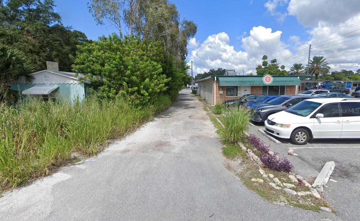 101 CLEARWATER-LARGO ROAD — photo 5 of 6
