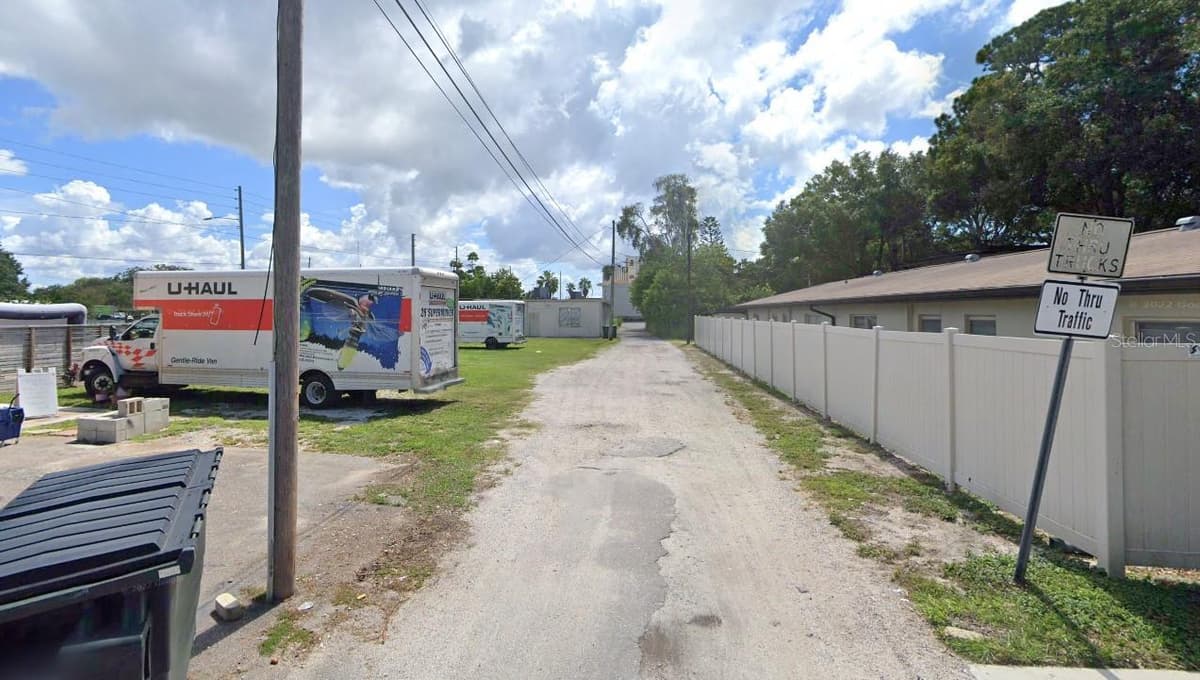 101 CLEARWATER-LARGO ROAD — photo 4 of 6