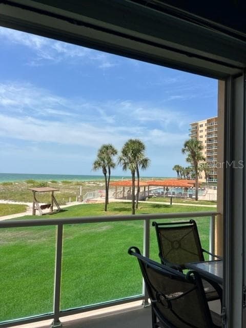 880 MANDALAY AVENUE — photo 8 of 36