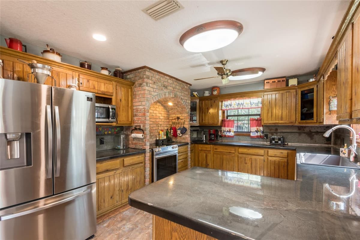 11817 MURCOTT WAY — photo 6 of 23