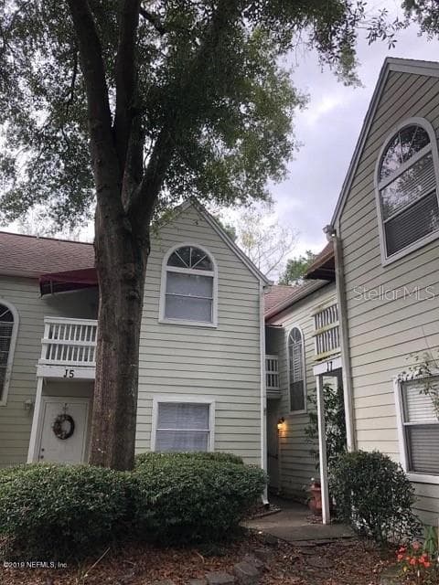 2300 TWELVE OAKS DRIVE — photo 1 of 32