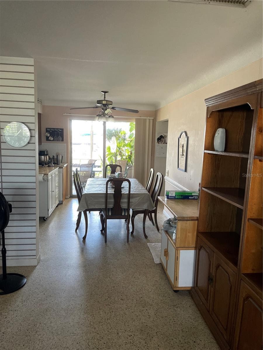 15318 HARBOR DRIVE — photo 41 of 55