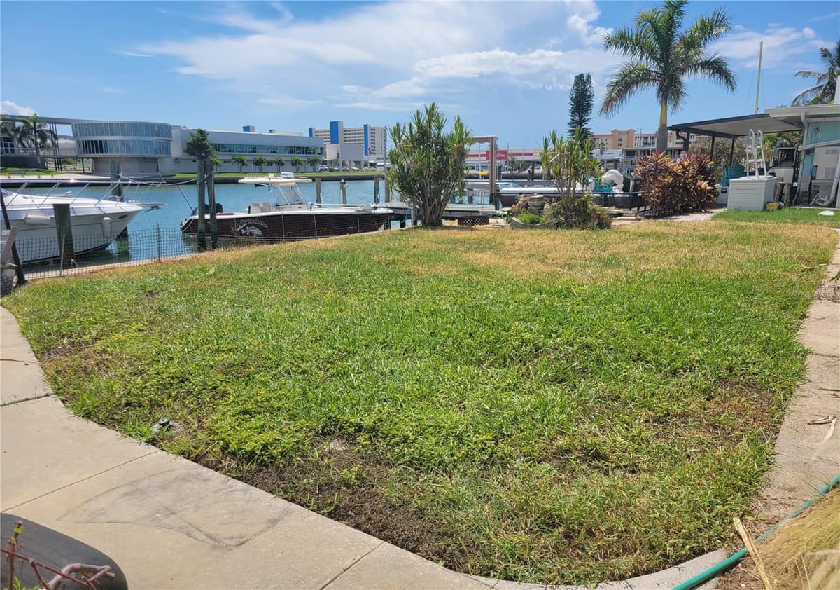 15318 HARBOR DRIVE — photo 3 of 55