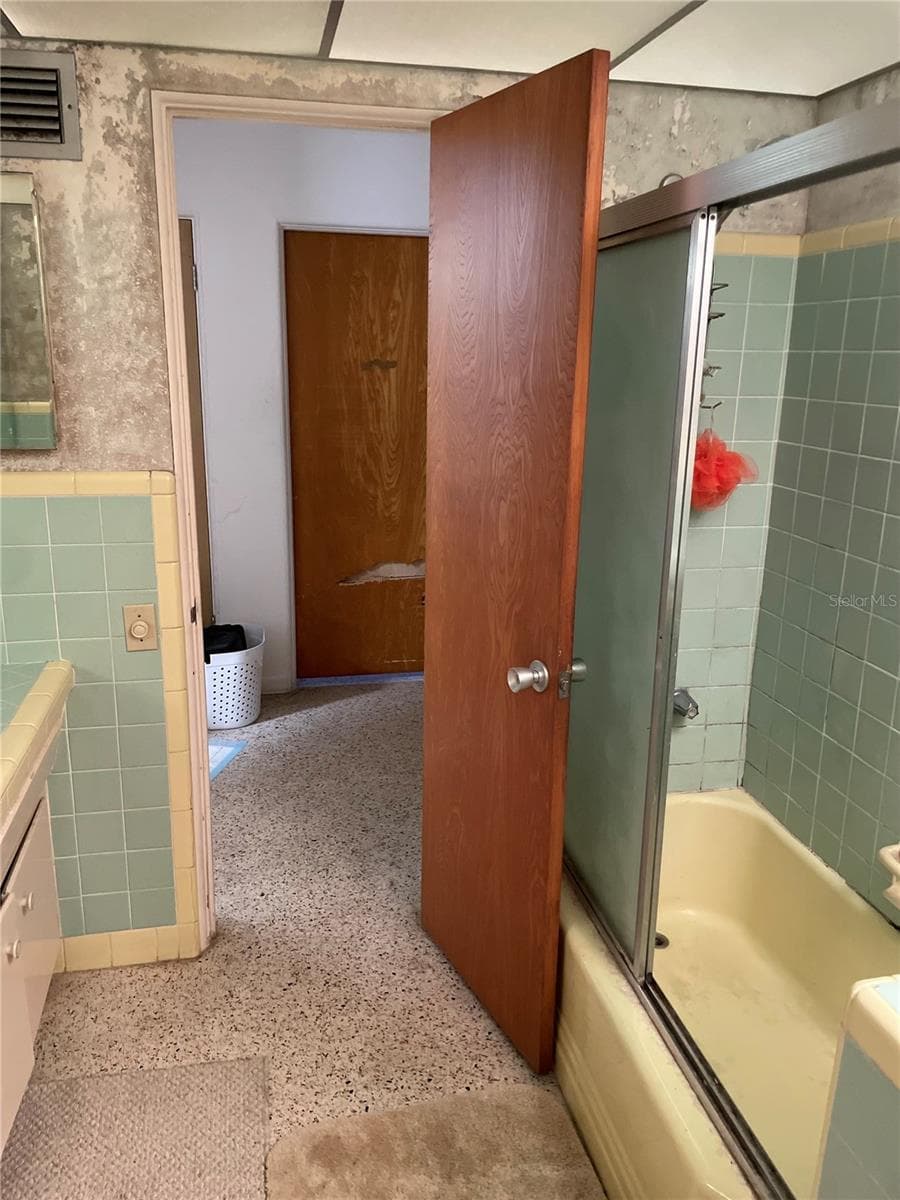 15318 HARBOR DRIVE — photo 48 of 55
