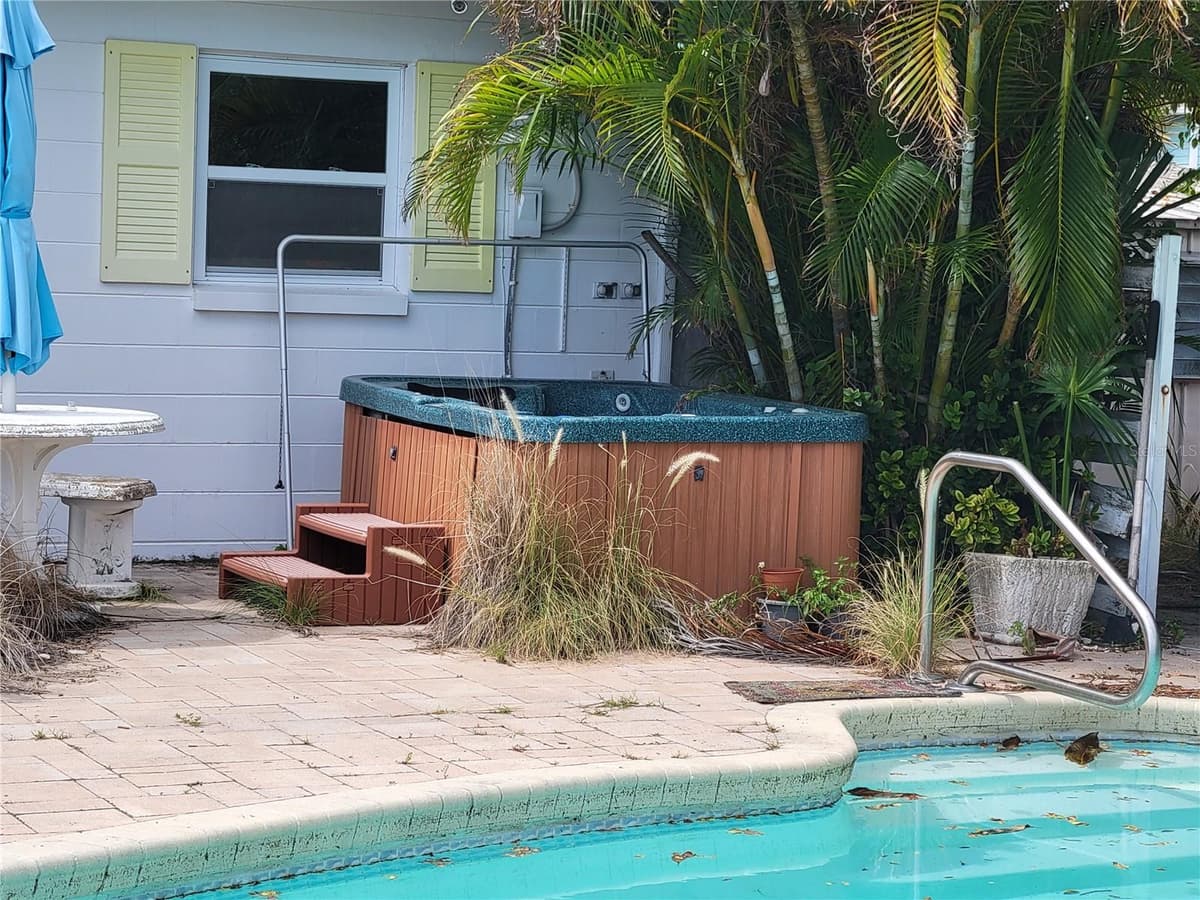 15318 HARBOR DRIVE — photo 13 of 55