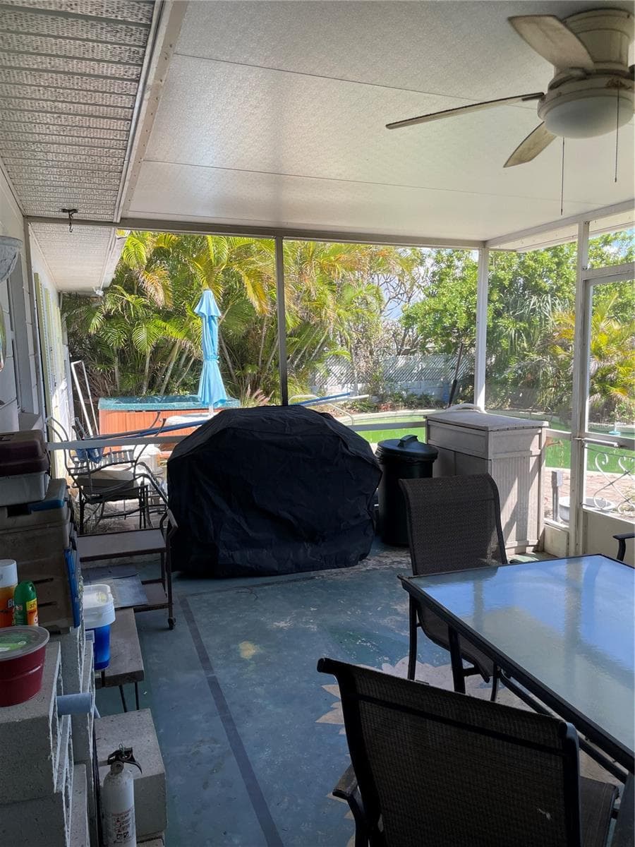 15318 HARBOR DRIVE — photo 42 of 55