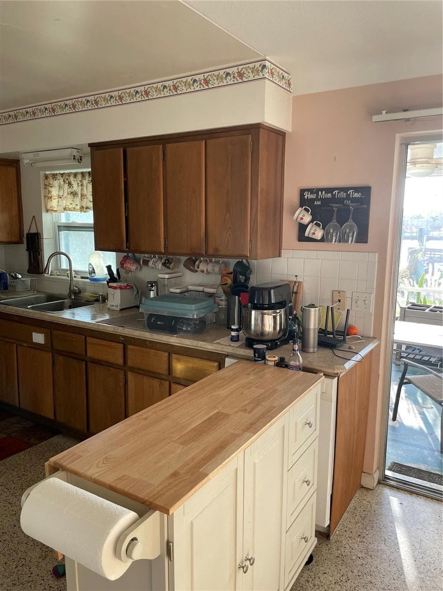 15318 HARBOR DRIVE — photo 44 of 55