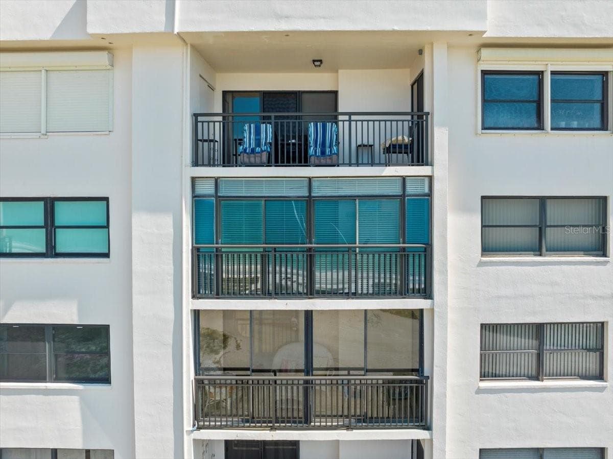 1270 GULF BOULEVARD — photo 39 of 42