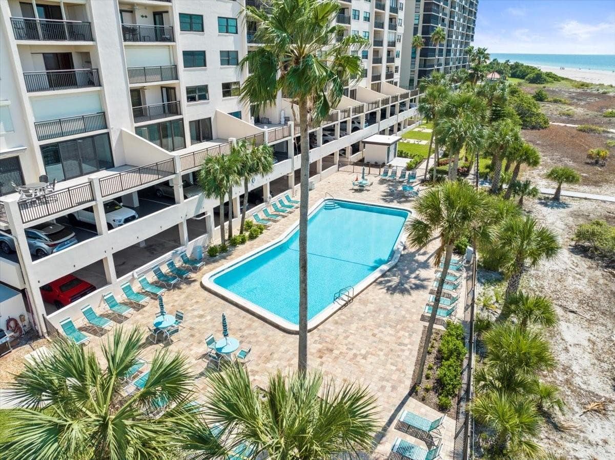 1270 GULF BOULEVARD — photo 40 of 42