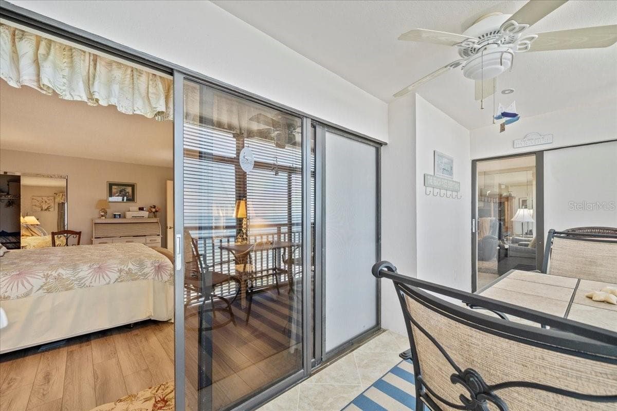 1270 GULF BOULEVARD — photo 38 of 42