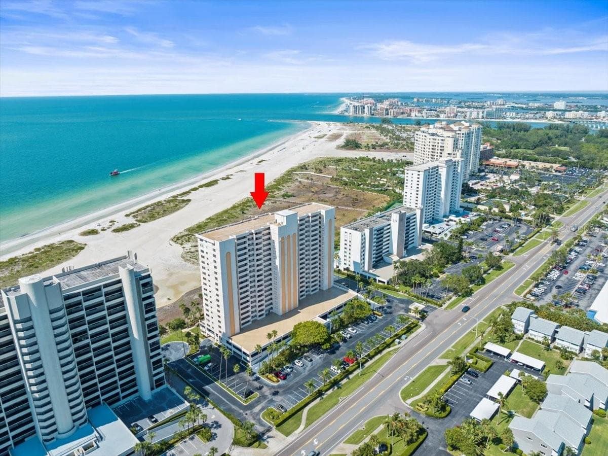 1270 GULF BOULEVARD — photo 2 of 42
