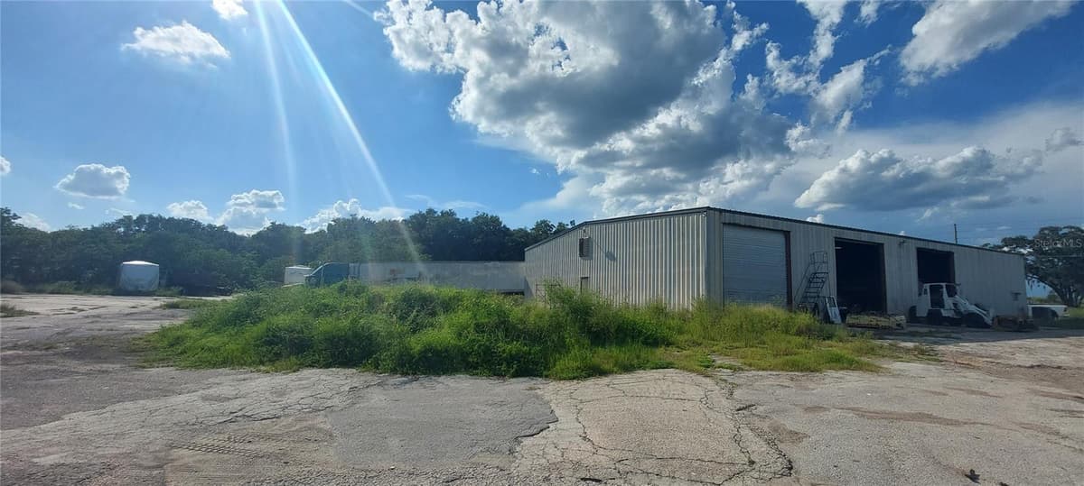 21628 STATE ROAD 46 — photo 13 of 47