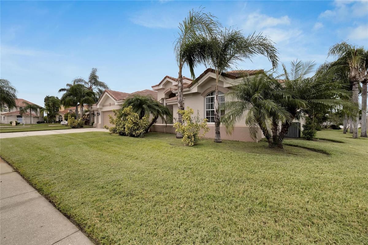 10301 MANTA WAY — photo 4 of 40