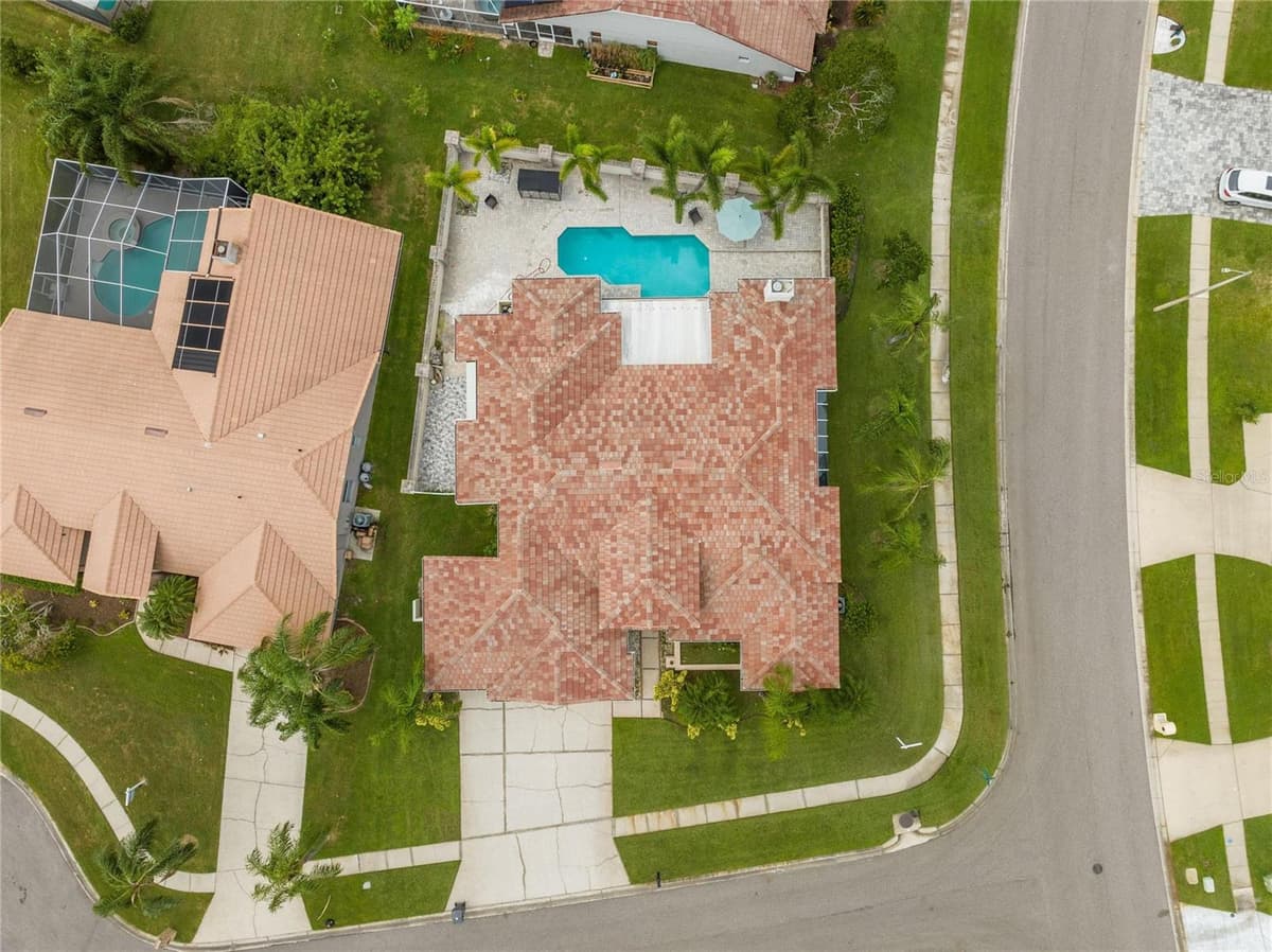 10301 MANTA WAY — photo 39 of 40