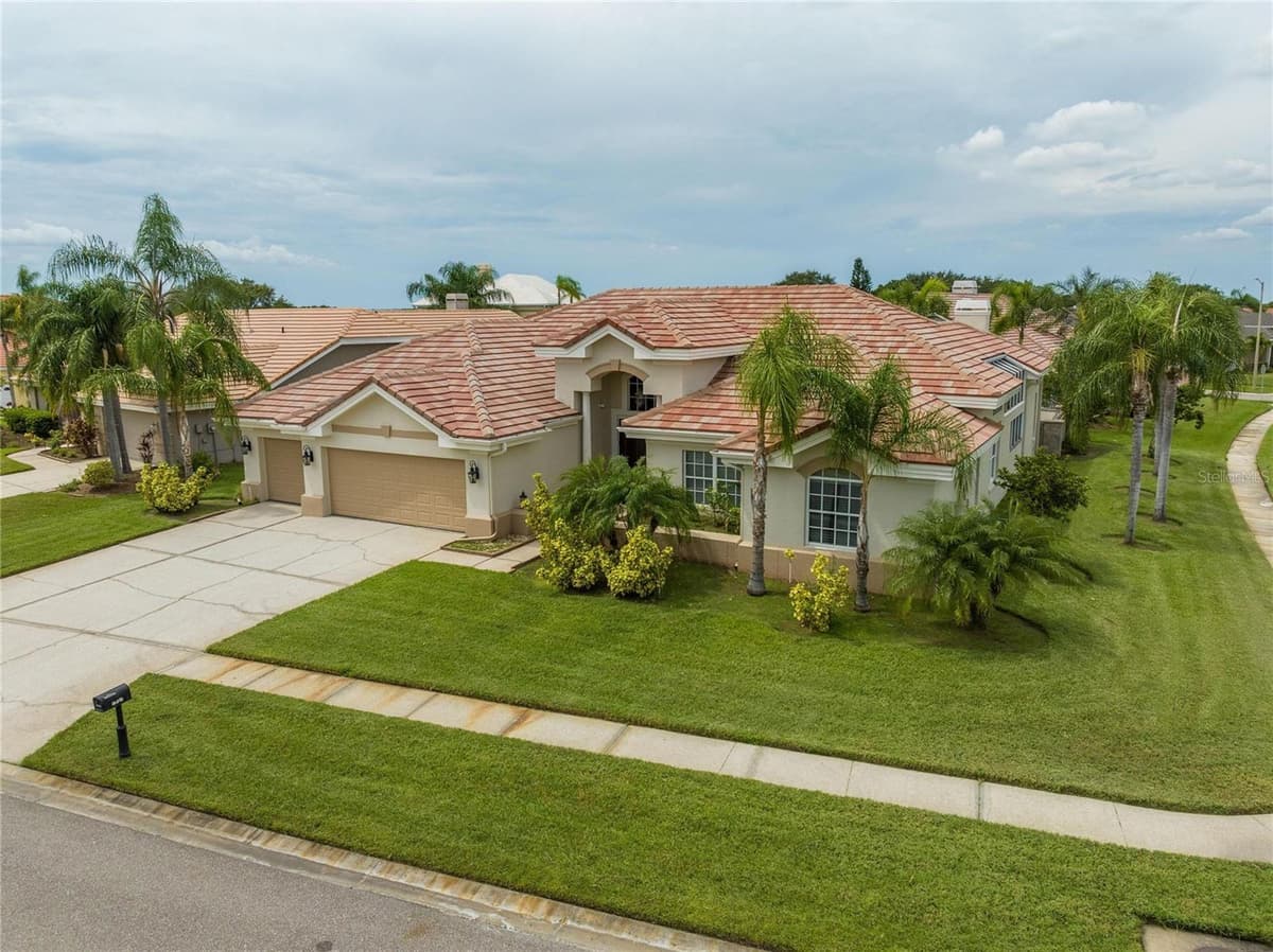 10301 MANTA WAY — photo 31 of 40