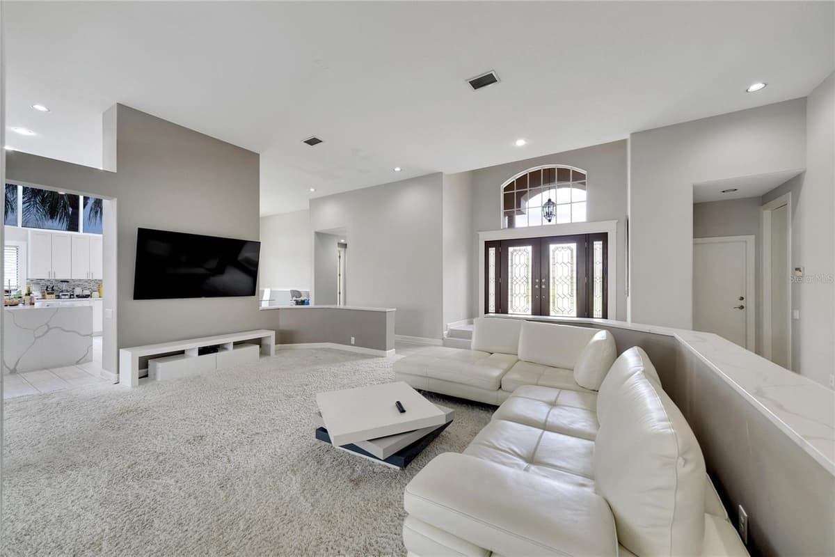 10301 MANTA WAY — photo 13 of 40