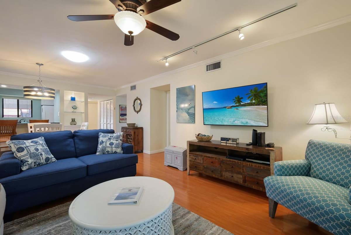 1801 GULF DRIVE — photo 8 of 52