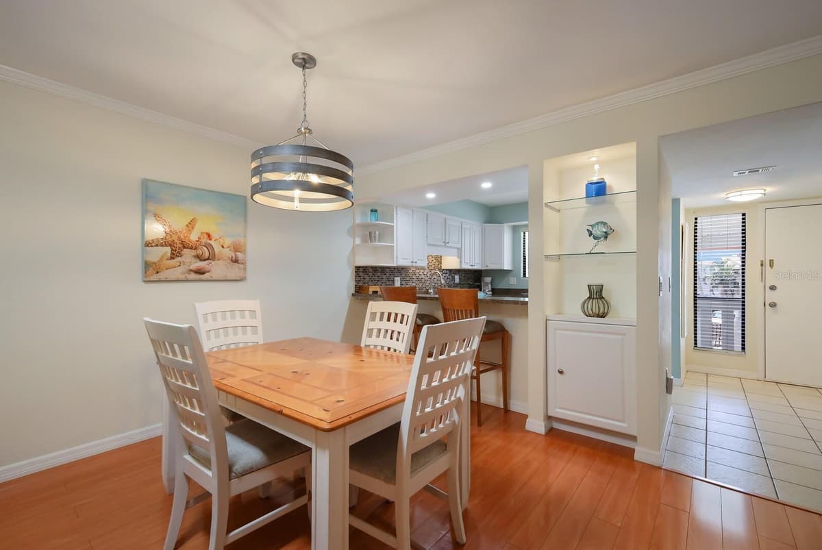 1801 GULF DRIVE — photo 10 of 52