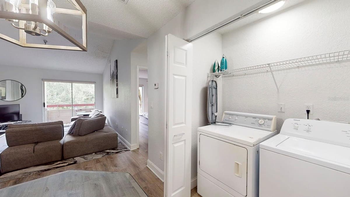 10265 GANDY BOULEVARD — photo 42 of 55