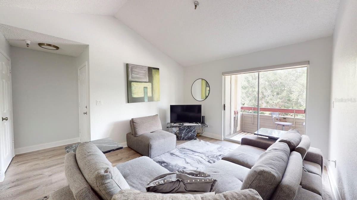 10265 GANDY BOULEVARD — photo 36 of 55