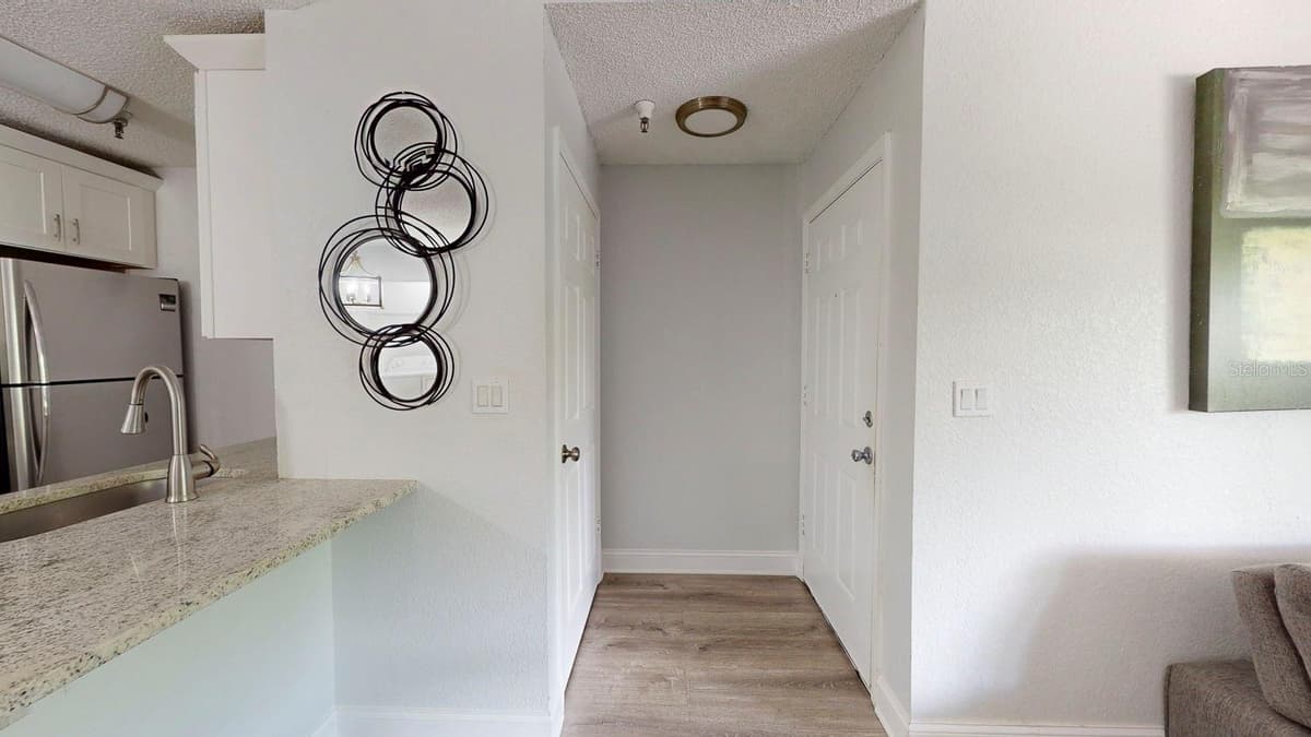 10265 GANDY BOULEVARD — photo 35 of 55
