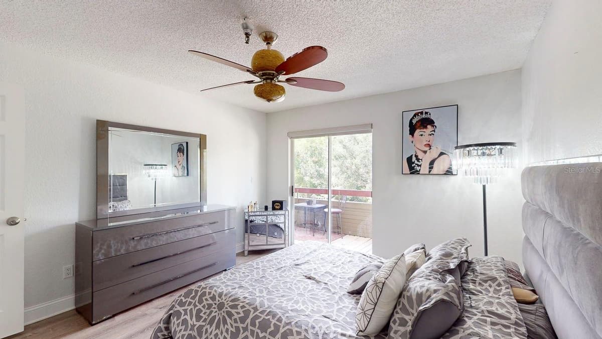 10265 GANDY BOULEVARD — photo 13 of 55