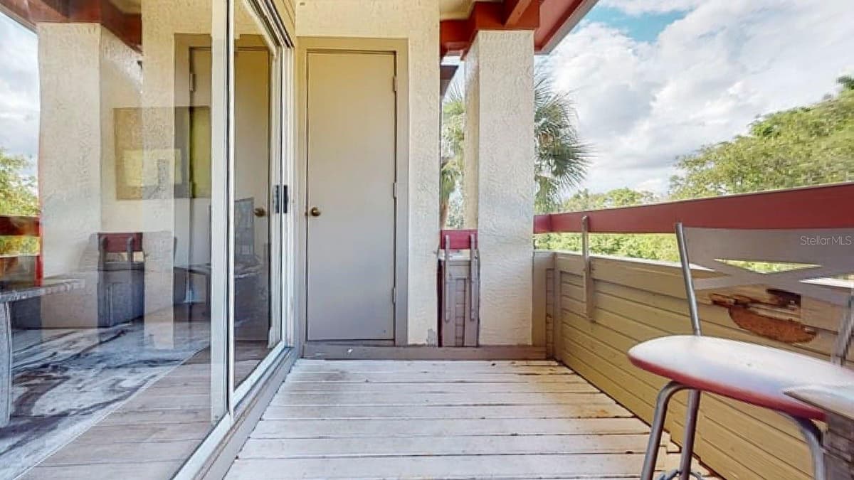 10265 GANDY BOULEVARD — photo 20 of 55
