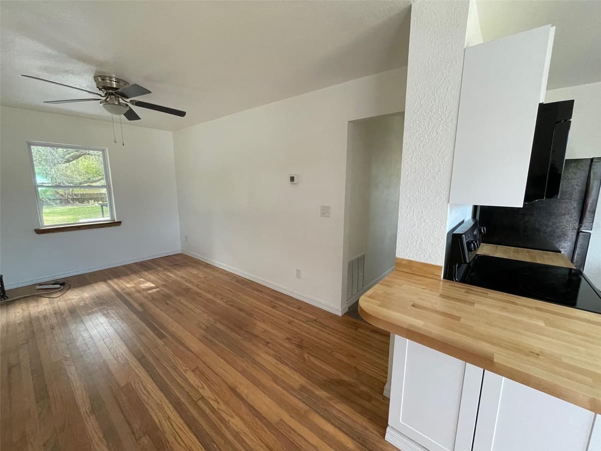5370 71ST STREET — photo 10 of 26