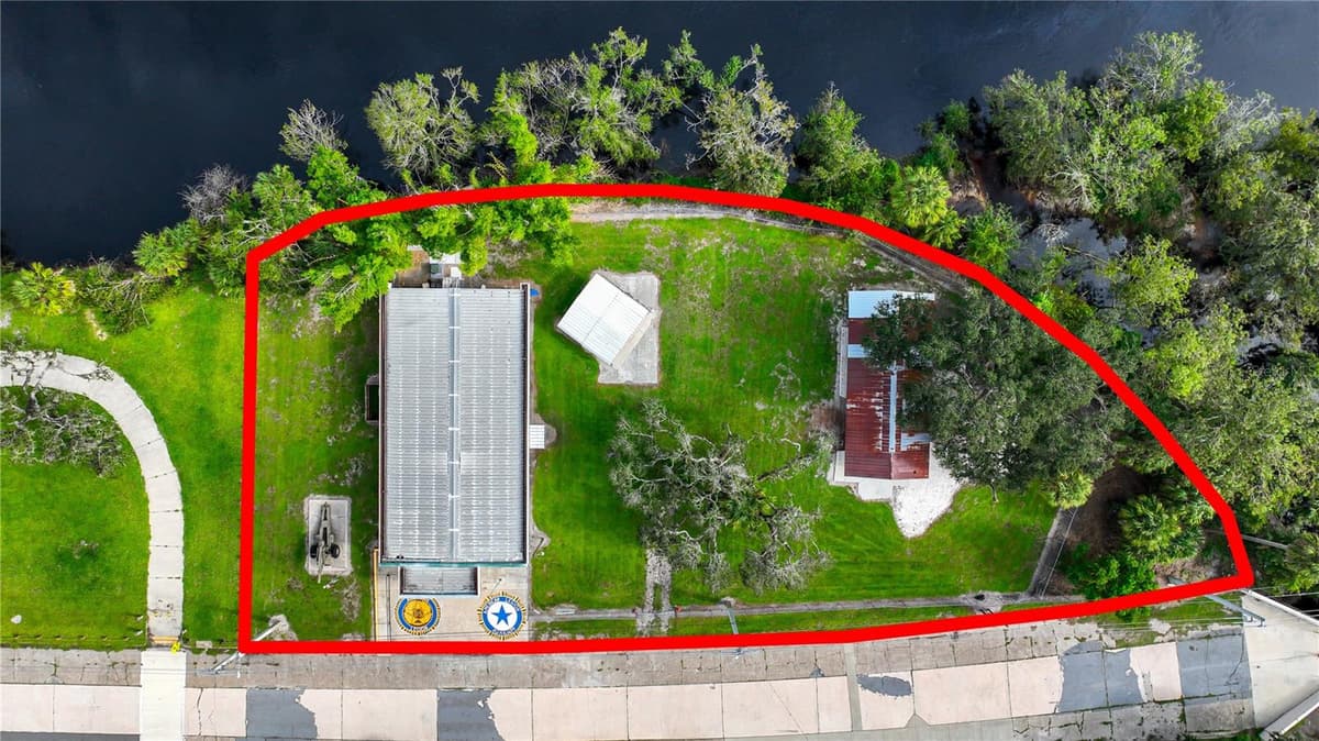2124 AMERICAN LEGION DRIVE — photo 5 of 68